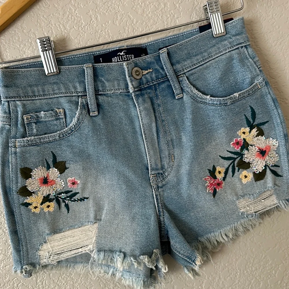 Hollister High-Rise Short-Short Denim Shorts Size 25
